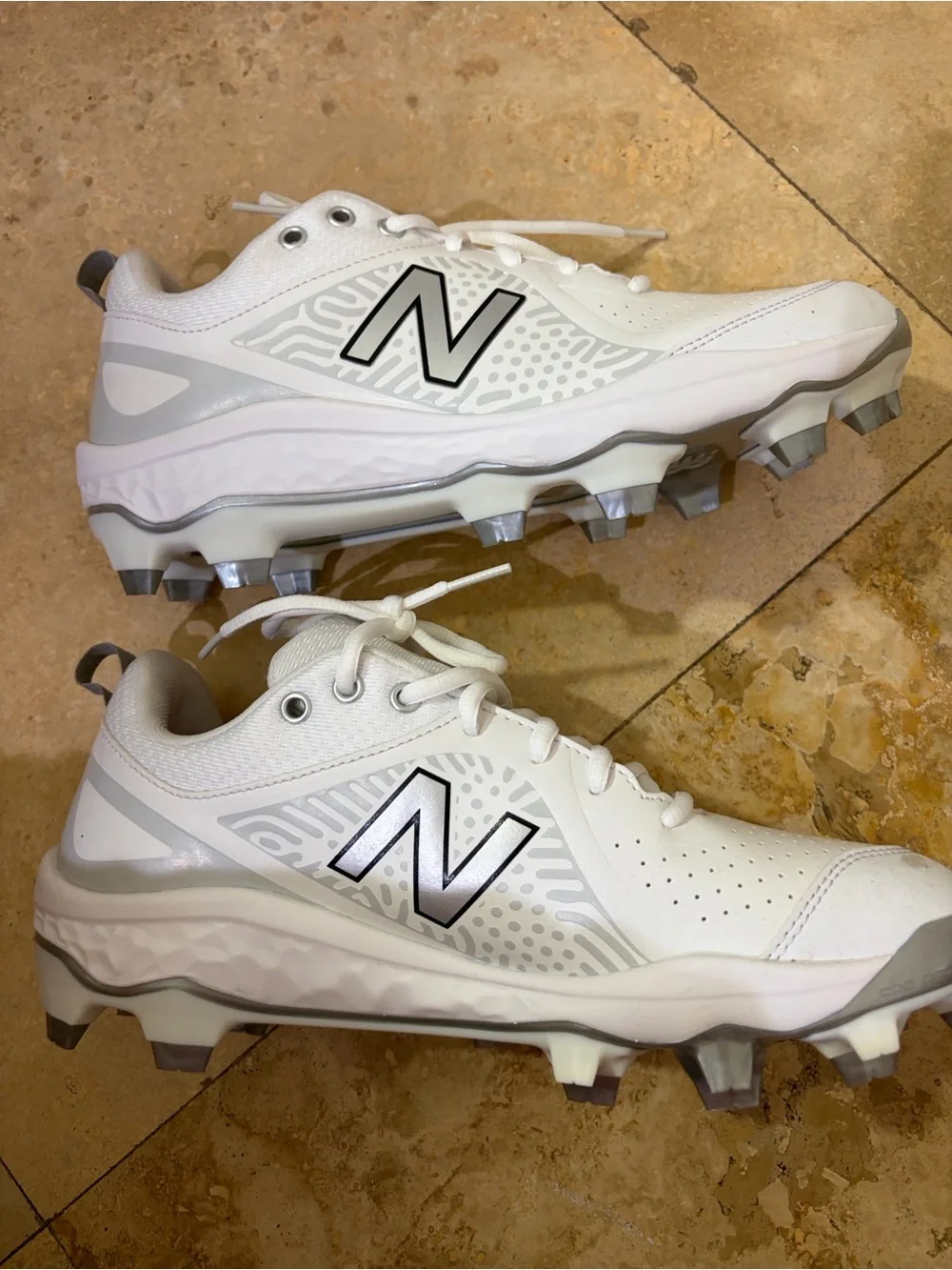 New Balance softball Cleats